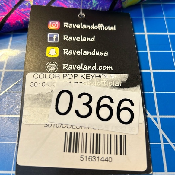 New Keyhole Rave Top - Picture 8 of 8